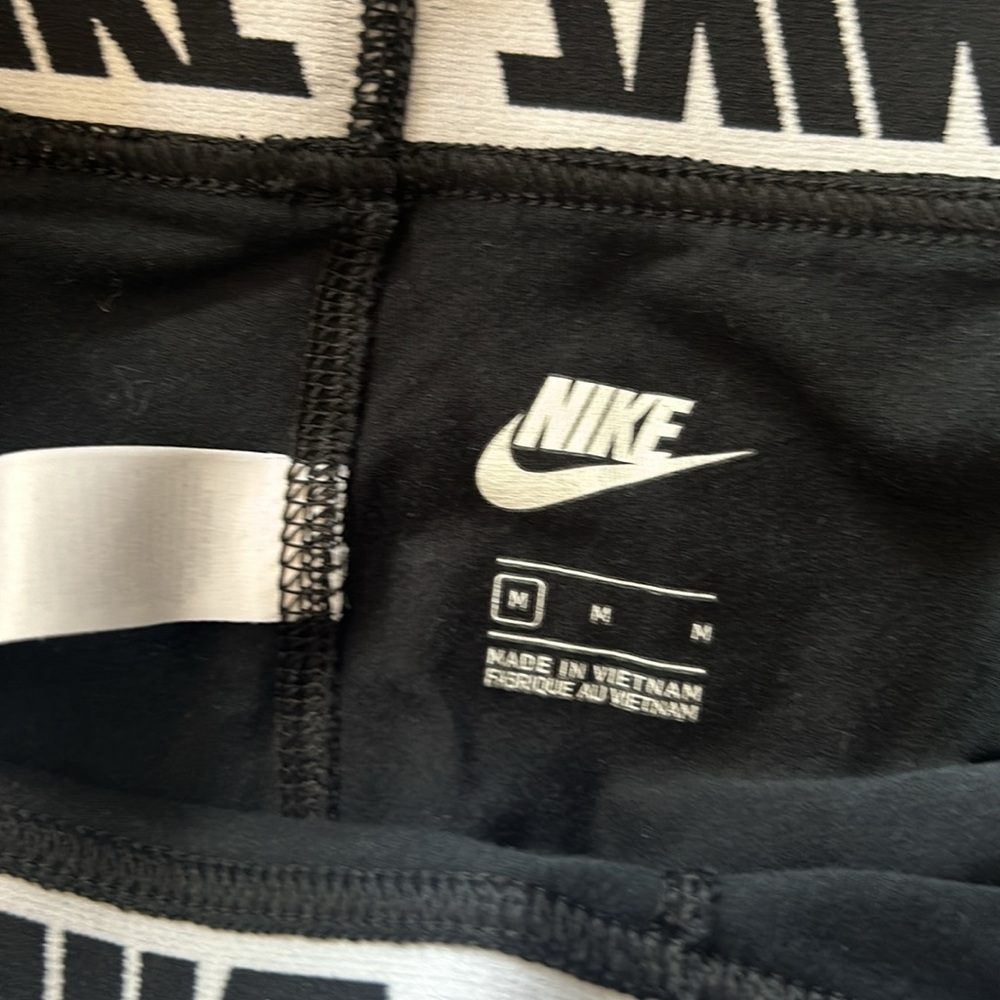 ✨Nike Leggings - Picture 4 of 6